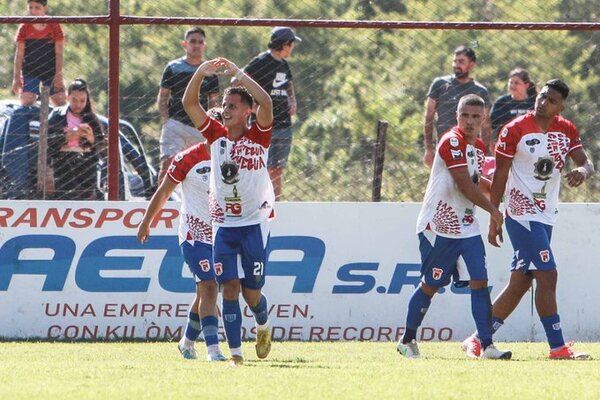 Sol de América cae en Carapeguá y frena su escapada en la Intermedia - La Tribuna