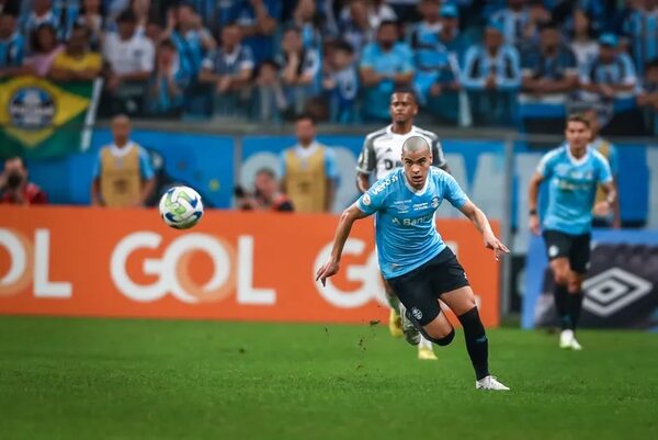 Brasil: Botafogo rescata agónico empate, pero sigue líder con 11 puntos de ventaja - Fútbol Internacional - ABC Color