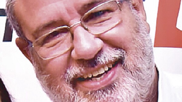 Justo Zacarías irá a Itaipú y Luis Benítez a Yacyretá
