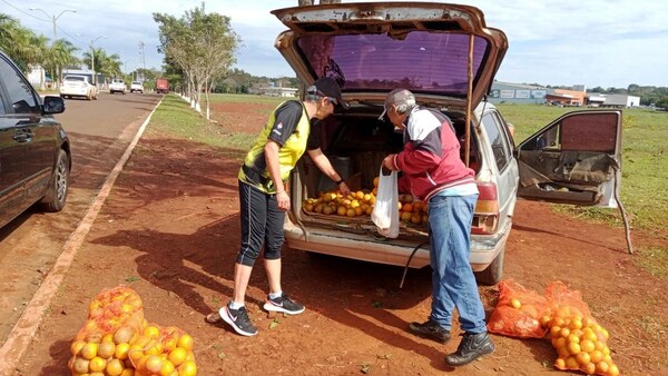 NARANJERO TRINIDENSE SUSTENTA A SU FAMILIA CON LOS CÍTRICOS QUE CULTIVA