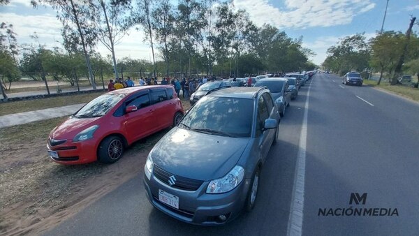 Diario HOY | Conductores de plataforma se movilizan en caravana tras asesinato de chofer de Bolt