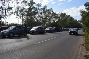 Caravana de conductores de Bolt: piden registro de pasajeros ante inseguridad - Nacionales - ABC Color