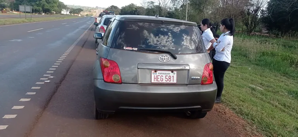 A balazos asaltan a empleados de gasolinera que transportaban dinero - Noticiero Paraguay