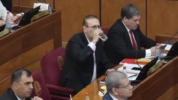 Senado comunicará este lunes desafuero de Erico Galeano a la Justicia
