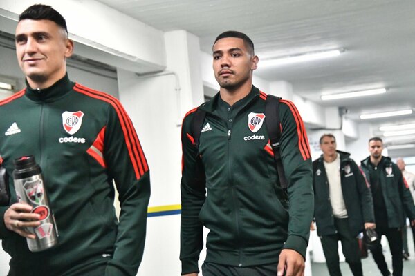 Versus / David Martínez vuelve a jugar oficialmente después de 280 días