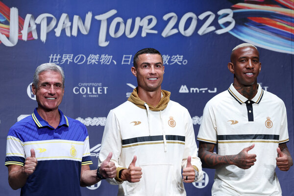 Versus / Cristiano Ronaldo, el embajador del fútbol saudita en Japón