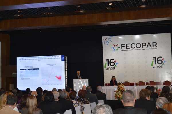 La FECOPAR celebra sus 16° aniversario con conferencias magistrales