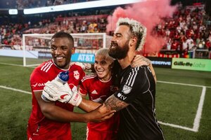 Versus / Carlos Coronel se luce en triunfo de New York Red Bulls en la Leagues Cup