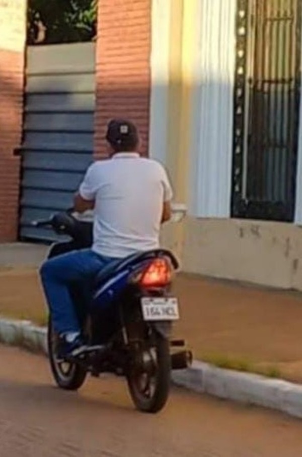 Joven denuncia a un hombre por supuestos actos exhibicionistas