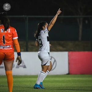 Arranque de Fútbol Femenino con cinco victorias   - Fútbol - ABC Color