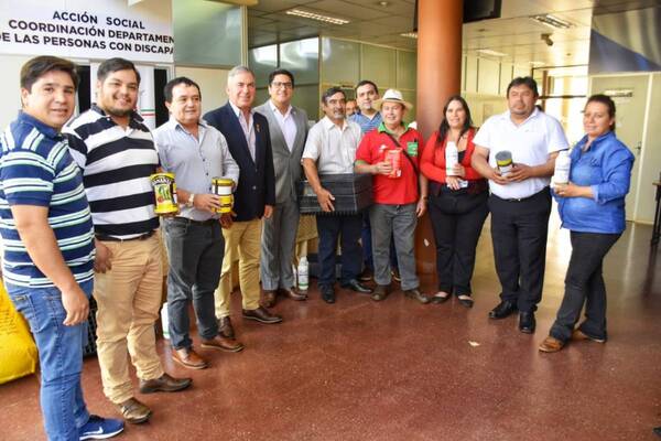 GOBERNACIÓN ENTREGA DE SEMILLAS E INSUMOS A PRODUCTORES SANDIEROS