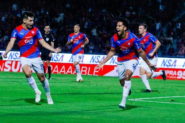 Cerro Porteño se impone con doblete de Cecilio