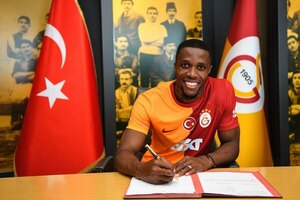 Versus / Después de trece temporadas en la Premier League, Zaha se marcha a Turquía