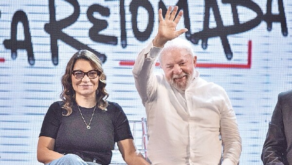 Lula se someterá a cirugía este año por molestias en la cadera