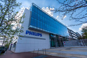 Philips multiplica por m谩s de tres las p茅rdidas hasta junio por coste litigios y despidos - Revista PLUS
