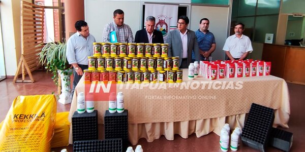 GOBERNACIÓN ENTREGÓ INSUMOS Y SEMILLAS A PRODUCTORES DE SANDÍAS - Itapúa Noticias