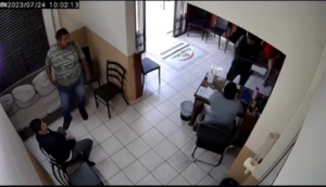 (VIDEO) ¿Mba’e la oikova: Intentaron rescatar a un interno desde un hospital público?