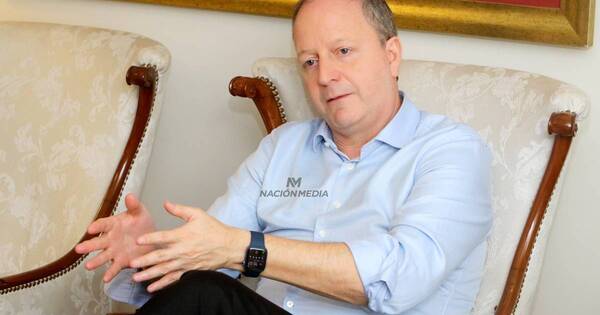 La Nación / Fernández Valdovinos designa a sus colaboradores en Administración y Economía