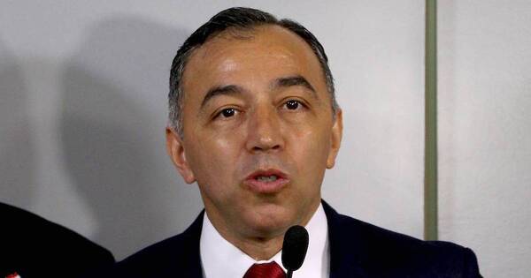 La Nación / Consideran despropósito plantearlo como asesor