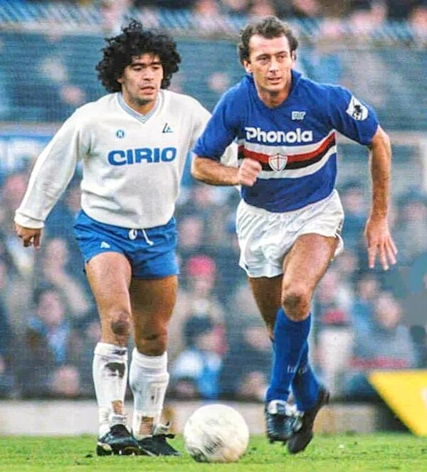 Fallece Trevor Francis, primer futbolista británico por el que se pagó un millón de libras - Fútbol Internacional - ABC Color