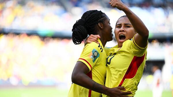 Colombia pisa firme en su debut