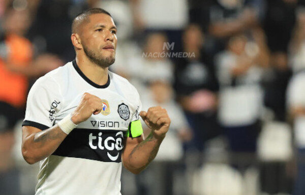 Versus / Richard Ortiz y su mensaje en el aniversario de Olimpia: "Todos juntos vamos a revertir esto"