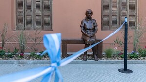 La casa natal de María Elena Walsh, un viaje lúdico a los orígenes de la escritora argentina