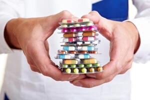 Piden juicio para acusados de comercializar medicamentos del IPS en forma irregular - El Independiente