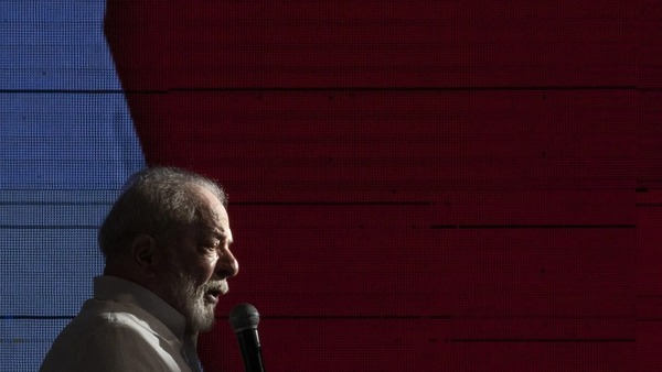 El presidente de Brasil Lula da Silva se someterá a cirugía