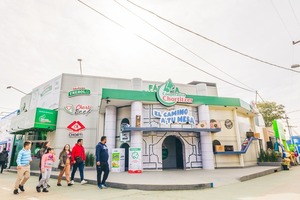 Cooperativa Chortitzer es coronada como el «Mejor Stand de la Industria Nacional» en la Expo Mariano Roque Alonso