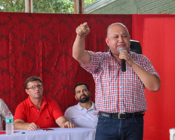 Traición y doble discurso fueron claves para la derrota del partido Colorado en Itapúa, dice Vergara.