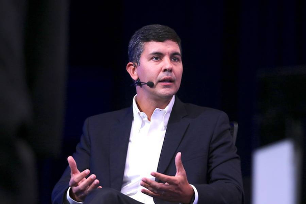 Santiago Peña buscará captar inversionistas desde São Paulo