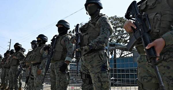 La Nación / Ecuador: violencia en cárceles deja casi 20 víctimas