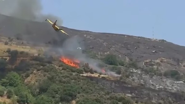 Grecia: avión bombero se estrelló mientras combatía incendios forestales - Unicanal