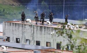 Al menos 18 muertos en enfrentamientos en cárcel de Ecuador - ADN Digital