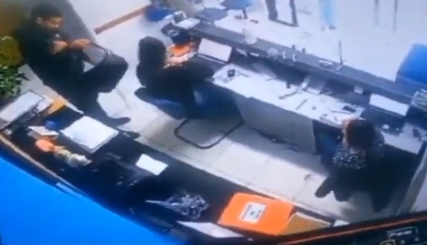 Diario HOY | Asalto a mano armada a una empresa en zona Hospital del Trauma