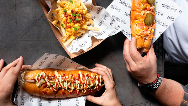 San Telmo, una marca nueva que le agrega al pancho sabores internacionales (pedí el combo Paraguayo)