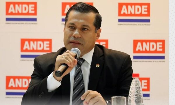 Felix Sosa continuará al frente de ANDE