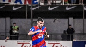Gabriel Báez jugará en Nacional de Uruguay - Unicanal