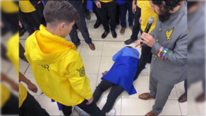 [VIDEO] Pastor “liberó” a joven del “espíritu de motochorro y caballo loco”