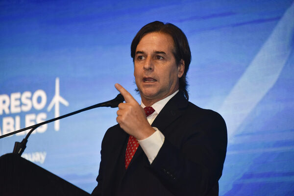 Uruguay continúa en su impulso a las "totalmente virtuosas" energías renovables - MarketData
