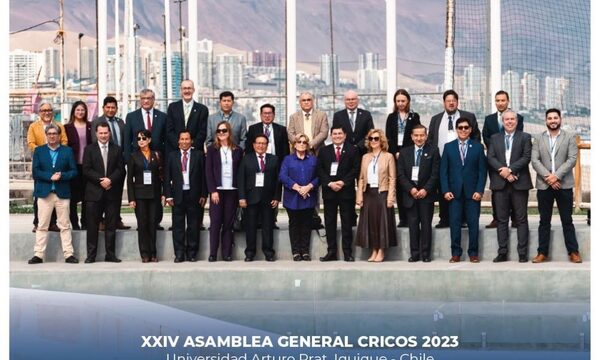 Rector de la UNE participó de la XXIV Asamblea General de CRISCOS en Chile