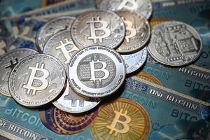 Compra y venta de Bitcoin cayó a mínimos de 30 meses