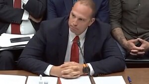 Ex agente de Inteligencia afirma que Estados Unidos tiene en su poder ovnis y restos de "sus ocupantes"