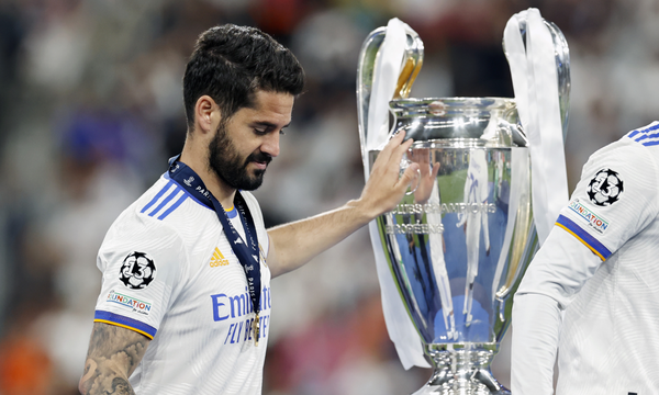 Versus / Isco está de vuelta y va a lugar en LaLiga