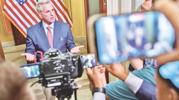 Partido Republicano amenaza a Joe Biden con un juicio político