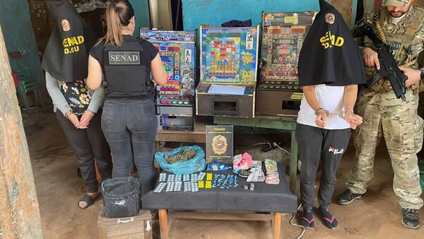 Senad captura a una madre y a sus hijas por microtráfico en Ñemby
