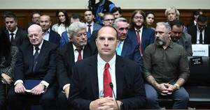 La Nación / Ovnis existen y ocultan información, dice exfuncionario de inteligencia al Congreso de EE. UU.