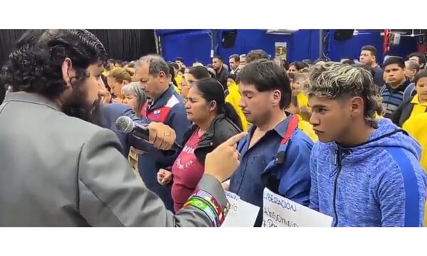 Polémico pastor expulsó “espiritu de motochorro y caballo loco” de un joven