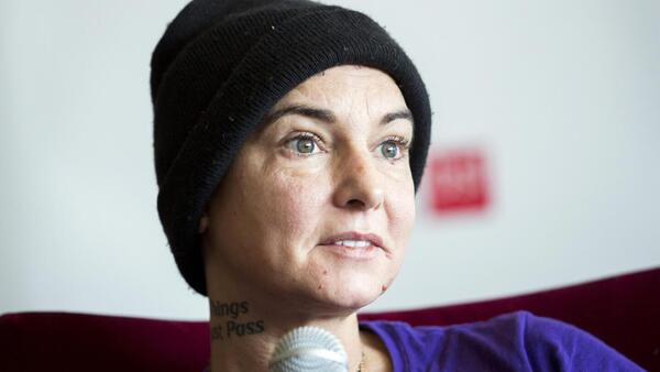 Autopsia determinará la causa de la muerte de Sinéad O'Connor